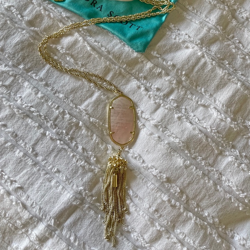 Kendra Scott Rose Quartz Rayne Necklace